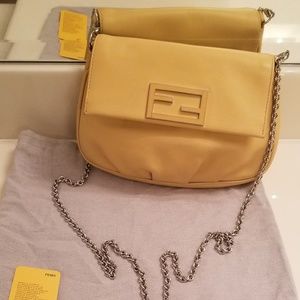 Fendi Fendista Pochette Crossbody Bag Yellow